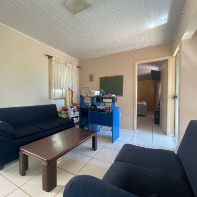 Casa Residencial com 450m², 6 quartos, 3 suítes, 4 garagens, no bairro Ingleses em Florianópolis