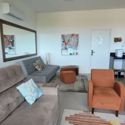 Cobertura com 151m², 2 quartos, 2 suítes, 2 garagens, no bairro Campeche em Florianópolis