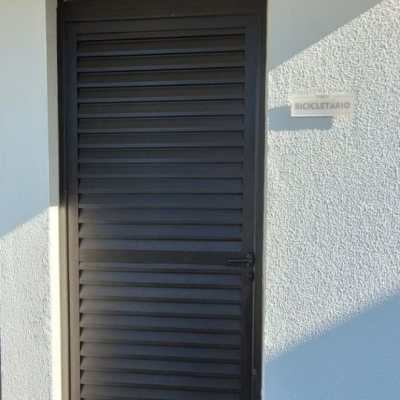 Cobertura com 151m², 2 quartos, 2 suítes, 2 garagens, no bairro Campeche em Florianópolis