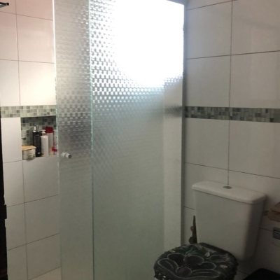 Casa Residencial com 259m², 6 quartos, 2 suítes, 5 garagens, no bairro Barreiros em São José