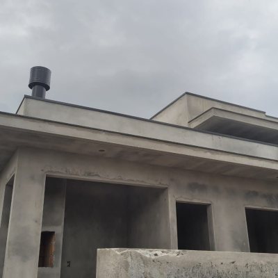 Casa Residencial com 113m², 3 quartos, 1 suíte, 2 garagens, no bairro Forquilhas em São José