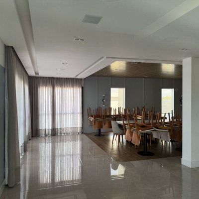 Apartamentos com 81m², 2 quartos, 1 suíte, 1 garagem, no bairro Kobrasol em São José