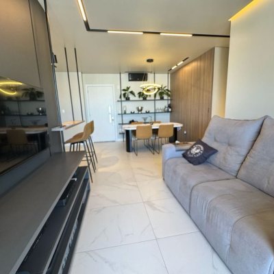 Apartamentos com 81m², 2 quartos, 1 suíte, 1 garagem, no bairro Kobrasol em São José