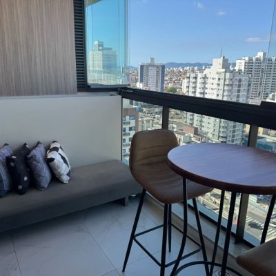 Apartamentos com 81m², 2 quartos, 1 suíte, 1 garagem, no bairro Kobrasol em São José