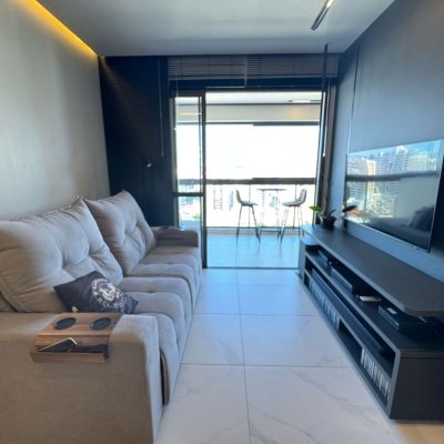 Apartamentos com 81m², 2 quartos, 1 suíte, 1 garagem, no bairro Kobrasol em São José