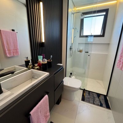 Apartamentos com 81m², 2 quartos, 1 suíte, 1 garagem, no bairro Kobrasol em São José