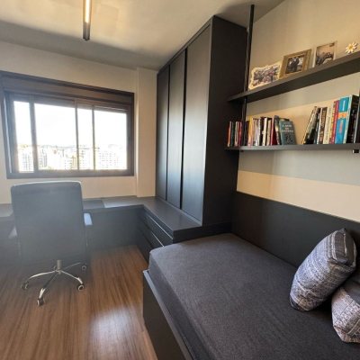 Apartamentos com 81m², 2 quartos, 1 suíte, 1 garagem, no bairro Kobrasol em São José