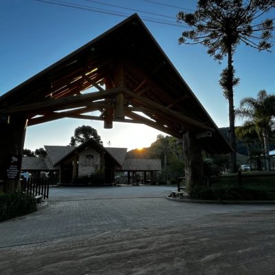 Terrenos Residenciais com 1000m², no bairro Invernadinha em Rancho Queimado