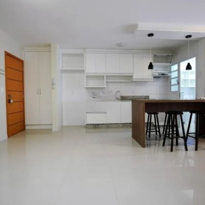 Apartamentos com 87m², 2 quartos, 1 suíte, 2 garagens, no bairro Campeche em Florianópolis