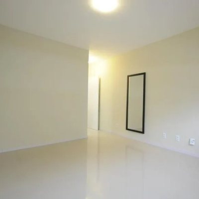 Apartamentos com 87m², 2 quartos, 1 suíte, 2 garagens, no bairro Campeche em Florianópolis