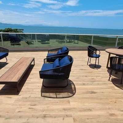 Cobertura com 316m², 4 quartos, 4 suítes, 3 garagens, no bairro Cachoeira Do Bom Jesus em Florianópolis