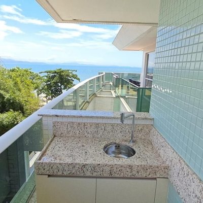 Cobertura com 316m², 4 quartos, 4 suítes, 3 garagens, no bairro Cachoeira Do Bom Jesus em Florianópolis
