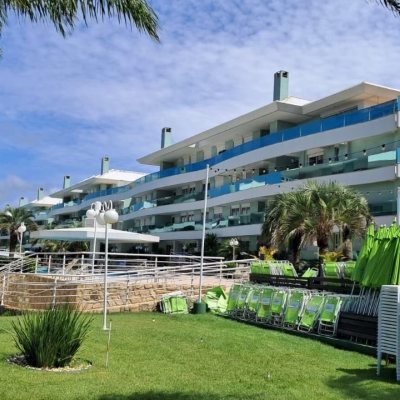 Apartamentos com 128m², 3 quartos, 3 suítes, 2 garagens, no bairro Cachoeira Do Bom Jesus em Florianópolis