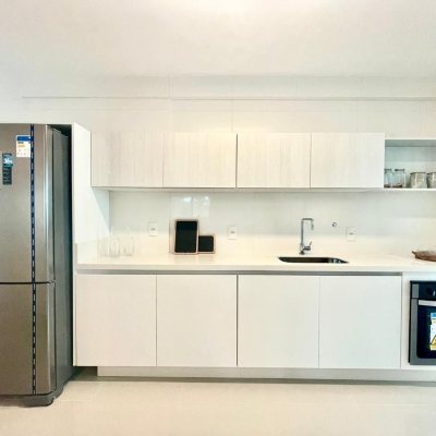 Apartamentos com 128m², 3 quartos, 3 suítes, 2 garagens, no bairro Cachoeira Do Bom Jesus em Florianópolis