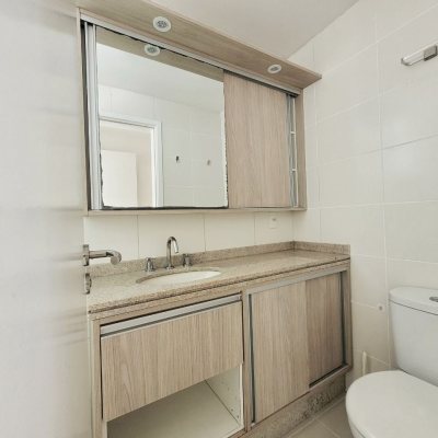 Apartamentos com 98m², 3 quartos, 1 suíte, 2 garagens, no bairro Pedra Branca em Palhoça