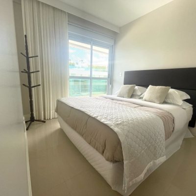 Apartamentos com 137m², 4 quartos, 3 suítes, 2 garagens, no bairro Cachoeira Do Bom Jesus em Florianópolis