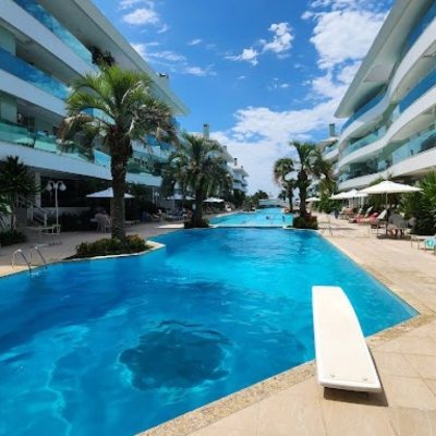 Apartamentos com 137m², 4 quartos, 3 suítes, 2 garagens, no bairro Cachoeira Do Bom Jesus em Florianópolis