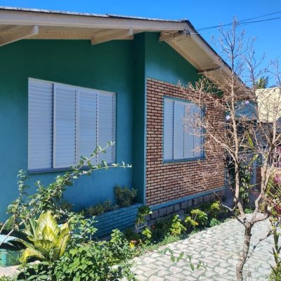 Casa Residencial com 246m², 3 quartos, 4 garagens, no bairro Saco Dos Limões em Florianópolis