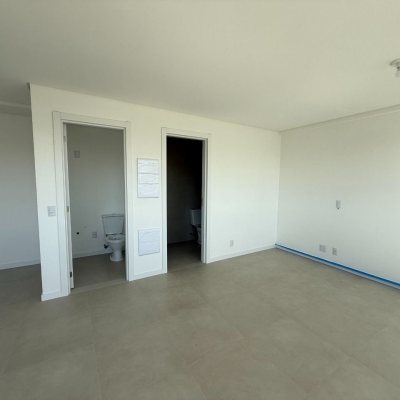 Apartamentos com 48m², 1 quarto, 1 suíte, 1 garagem, no bairro Centro em Florianópolis