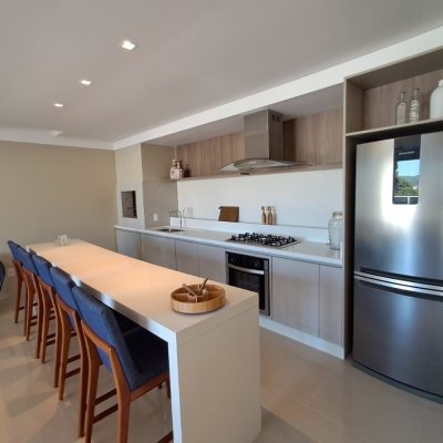 Cobertura com 246m², 4 quartos, 3 suítes, 3 garagens, no bairro Cachoeira do Bom Jesus em Florianópolis