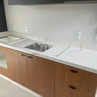 Loft com 51m², 1 quarto, 1 suíte, 1 garagem, no bairro Lagoa da Conceição em Florianópolis