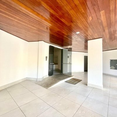 Apartamentos com 118m², 3 quartos, 1 suíte, 2 garagens, no bairro Ingleses em Florianópolis