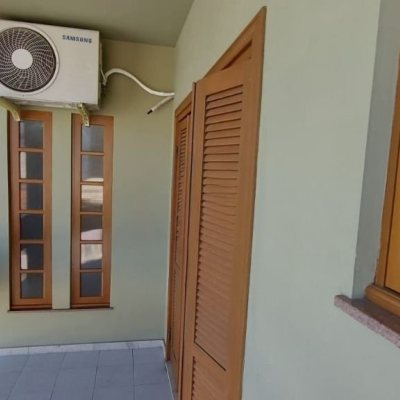 Casa Residencial com 390m², 4 quartos, 3 suítes, 2 garagens, no bairro Fazenda Santo Antônio em São José