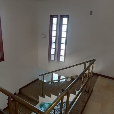 Casa Residencial com 390m², 4 quartos, 3 suítes, 2 garagens, no bairro Fazenda Santo Antônio em São José