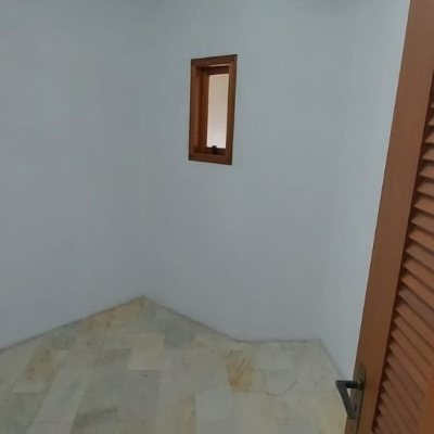 Casa Residencial com 390m², 4 quartos, 3 suítes, 2 garagens, no bairro Fazenda Santo Antônio em São José