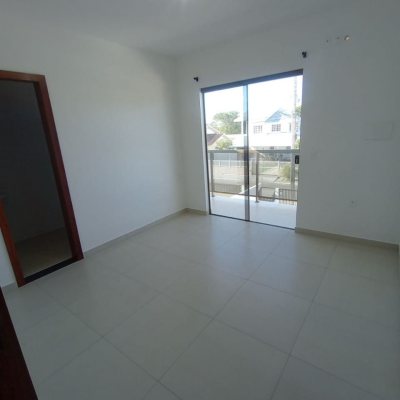 Sobrado Residencial com 112m², 3 quartos, 1 suíte, no bairro Praia do Sonho (Ens Brito) em Palhoça