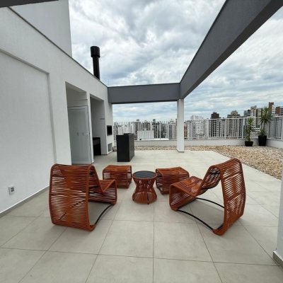 Studio Residencial com 40m², 1 quarto, 1 garagem, no bairro Centro em Florianópolis