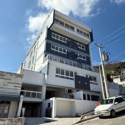 Studio Residencial com 58m², 1 quarto, 1 garagem, no bairro Centro em Florianópolis