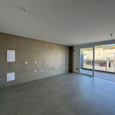 Studio Residencial com 58m², 1 quarto, 1 garagem, no bairro Centro em Florianópolis