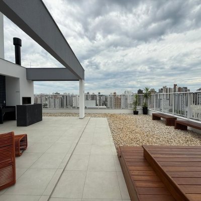 Studio Residencial com 58m², 1 quarto, 1 garagem, no bairro Centro em Florianópolis