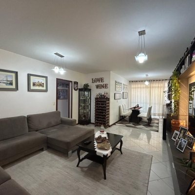 Apartamentos com 138m², 3 quartos, 1 suíte, 1 garagem, no bairro Kobrasol em São José