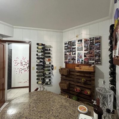 Apartamentos com 138m², 3 quartos, 1 suíte, 1 garagem, no bairro Kobrasol em São José