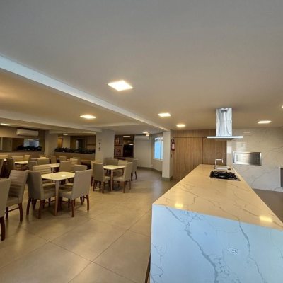 Apartamentos com 138m², 3 quartos, 1 suíte, 1 garagem, no bairro Kobrasol em São José