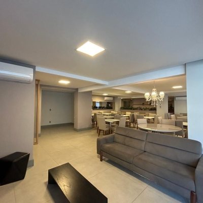 Apartamentos com 138m², 3 quartos, 1 suíte, 1 garagem, no bairro Kobrasol em São José