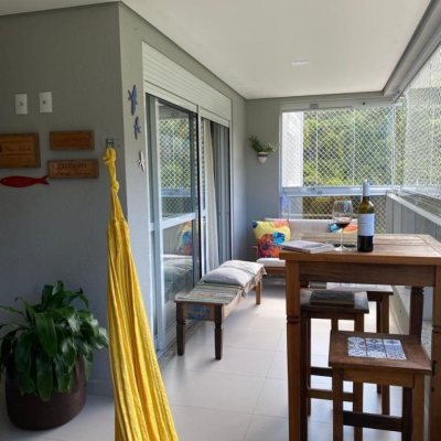 Apartamentos com 118m², 3 quartos, 1 suíte, 2 garagens, no bairro Ingleses do Rio Vermelho em Florianópolis