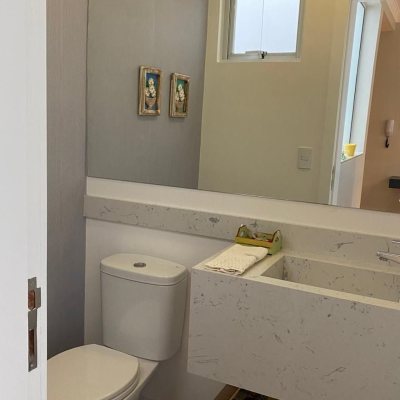 Apartamentos com 118m², 3 quartos, 1 suíte, 2 garagens, no bairro Ingleses do Rio Vermelho em Florianópolis