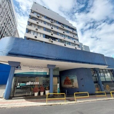 Sala com 49m², 1 garagem, no bairro Centro em Florianópolis