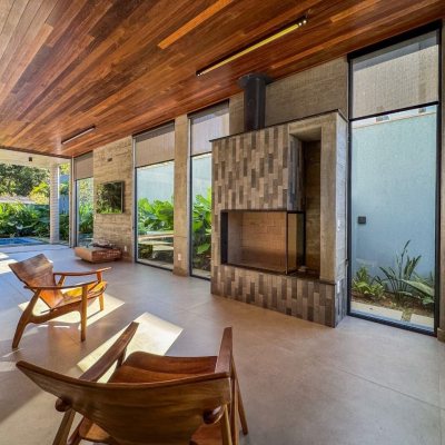 Casa em Condomínio com 492m², 5 quartos, 5 suítes, 4 garagens, no bairro Campeche em Florianópolis