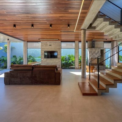 Casa em Condomínio com 492m², 5 quartos, 5 suítes, 4 garagens, no bairro Campeche em Florianópolis