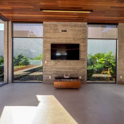 Casa em Condomínio com 492m², 5 quartos, 5 suítes, 4 garagens, no bairro Campeche em Florianópolis