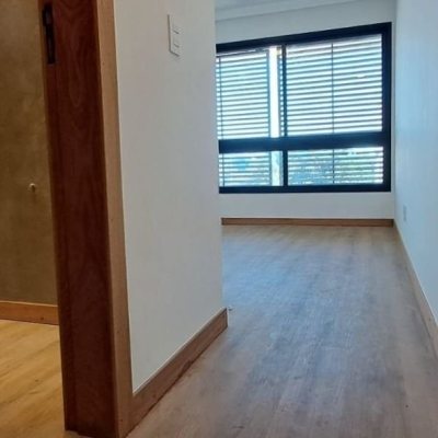 Casa Residencial com 126m², 3 quartos, 1 suíte, 2 garagens, no bairro Campeche em Florianópolis
