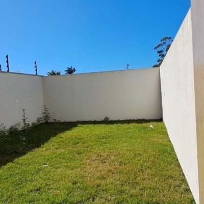 Casa Residencial com 126m², 3 quartos, 1 suíte, 2 garagens, no bairro Campeche em Florianópolis
