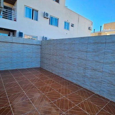 Casa Residencial com 171m², 6 quartos, 1 suíte, 3 garagens, no bairro Canasvieiras em Florianópolis