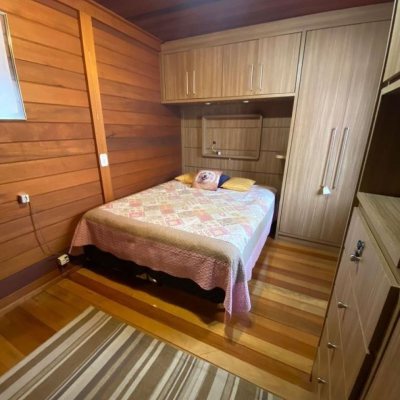 Casa em Condomínio com 200m², 3 quartos, 1 suíte, 2 garagens, no bairro cacupé em Florianópolis