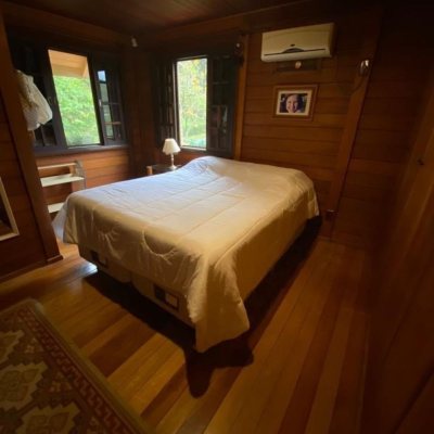 Casa em Condomínio com 200m², 3 quartos, 1 suíte, 2 garagens, no bairro cacupé em Florianópolis