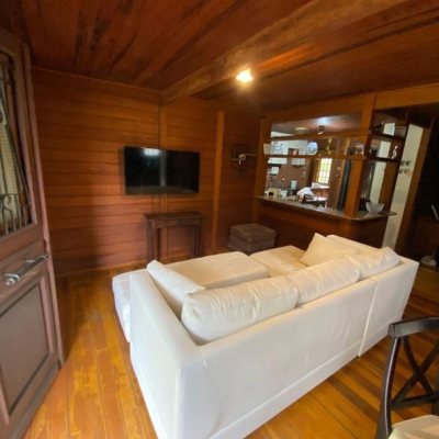 Casa em Condomínio com 200m², 3 quartos, 1 suíte, 2 garagens, no bairro cacupé em Florianópolis